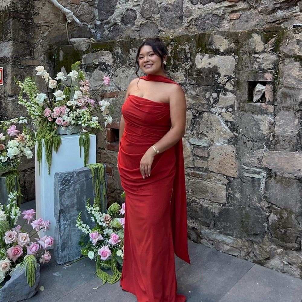 ladivine 7433 dress